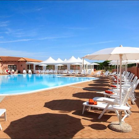 Residence Pierre & Vacances Vignola Mare Luaran gambar